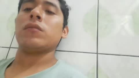 Snapshot of basic2001 chatting on February 1, 2025, 1:02 am Marcos online show from February 1, 2025, 1:02 am