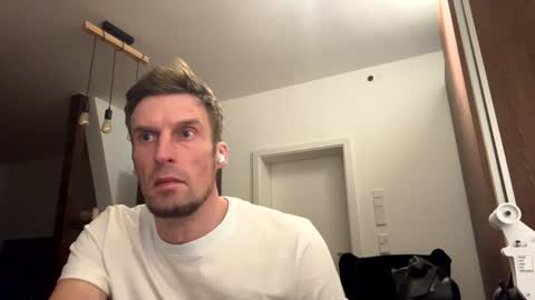 basst23 online show from January 4, 2025, 3:07 am