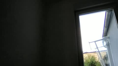 basst23 online show from November 17, 2025, 8:42 am