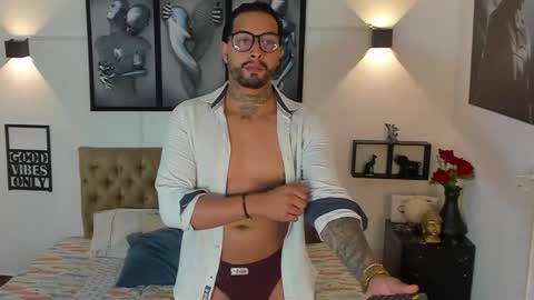 bastian_jones1 online show from October 8, 2025, 12:41 am