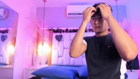 Snapshot of bastixvontade chatting on February 25, 2026, 12:31 am Bastian online show from February 25, 2026, 12:31 am