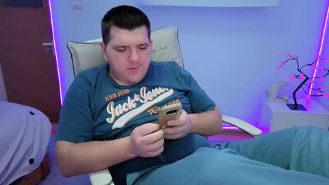 BASY online show from October 25, 2025, 5:08 pm