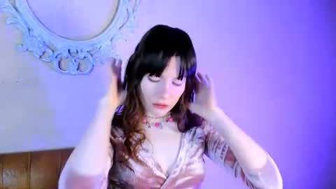 Snapshot of bat_laughing_bat chatting on June 10, 2026, 11:24 pm Ask me online show from June 10, 2026, 11:24 pm