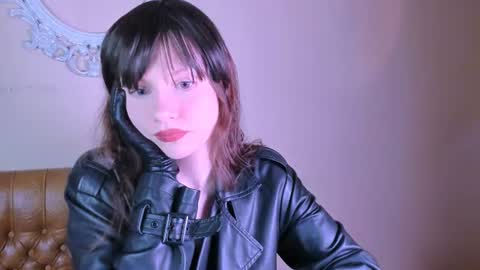 Snapshot of bat_laughing_bat chatting on July 7, 2026, 11:20 pm Ask me online show from July 7, 2026, 11:20 pm