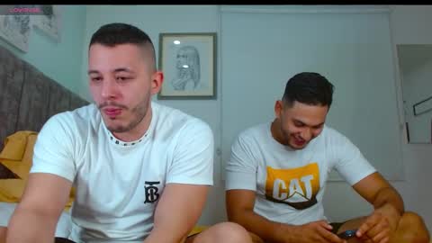 batmayrobin6 online show from February 21, 2025, 3:45 am