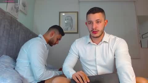 batmayrobin6 online show from March 9, 2025, 2:29 am