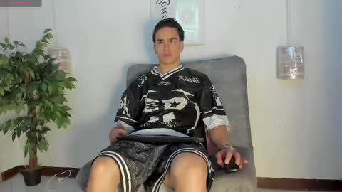 battista  online show from April 19, 2026, 10:56 pm