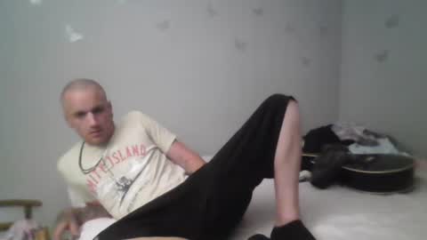 Snapshot of battlewolfxx chatting on October 13, 2025, 3:50 am battlewolfxx online show from October 13, 2025, 3:50 am