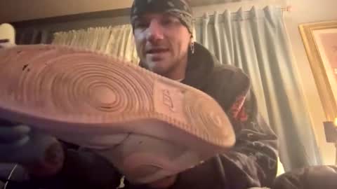 battlewolfxx online show from March 21, 2026, 8:08 am