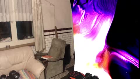 bazzz_8 online show from December 3, 2024, 6:17 pm