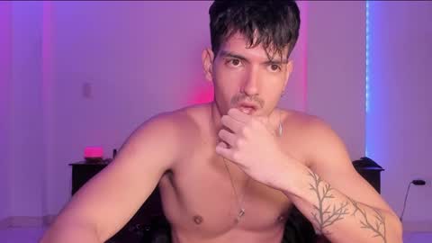 Valentino online show from February 8, 2025, 3:19 am