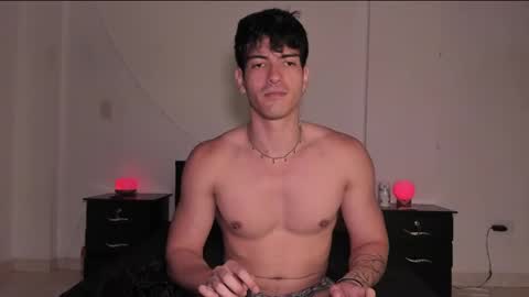 Valentino online show from March 12, 2025, 9:35 pm