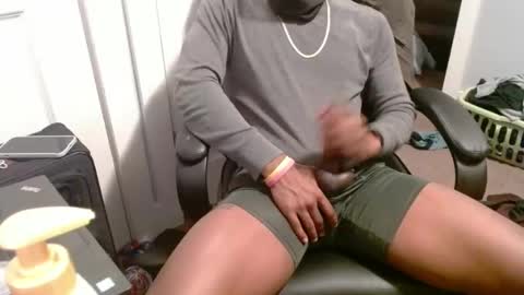 Racks online show from February 6, 2025, 1:16 am