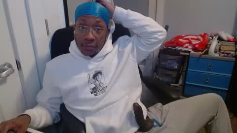 Racks online show from February 19, 2026, 7:54 pm