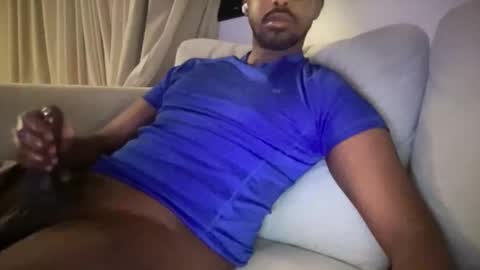 Daevon online show from May 20, 2026, 4:29 am