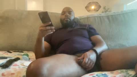 Snapshot of bbcfun44 chatting on February 5, 2025, 10:44 pm Zaddy online show from February 5, 2025, 10:44 pm