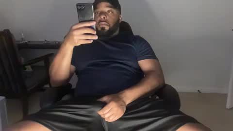 Zaddy online show from April 22, 2026, 9:33 am