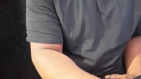 Snapshot of bbcthomas123112 chatting on February 15, 2025, 8:33 am bbcthomas123112 online show from February 15, 2025, 8:33 am