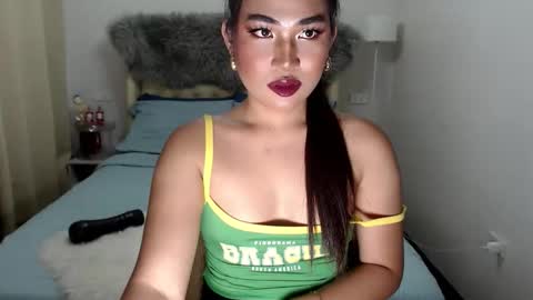 sweetsy online show from October 9, 2025, 7:45 pm