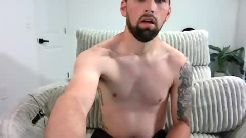 Snapshot of bbrandon21 chatting on July 21, 2026, 1:35 pm bbrandon21 online show from July 21, 2026, 1:35 pm