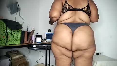 Snapshot of bbw_cindy11 chatting on July 22, 2026, 8:00 pm Cindy online show from July 22, 2026, 8:00 pm