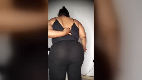 Snapshot of bbw_cindy11 chatting on July 25, 2026, 10:40 pm Cindy online show from July 25, 2026, 10:40 pm