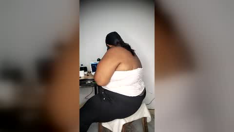 Snapshot of bbw_cindy11 chatting on July 27, 2026, 7:43 pm Cindy online show from July 27, 2026, 7:43 pm