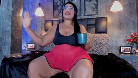 Bbwlatina01 online show from April 6, 2026, 11:11 am