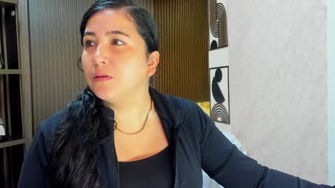 Snapshot of bbwluxurymuse chatting on May 14, 2026, 11:17 am bbwluxurymuse online show from May 14, 2026, 11:17 am