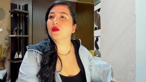 Snapshot of bbwluxurymuse chatting on May 15, 2026, 11:06 am bbwluxurymuse online show from May 15, 2026, 11:06 am