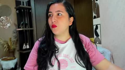 Snapshot of bbwluxurymuse chatting on May 18, 2026, 11:16 am bbwluxurymuse online show from May 18, 2026, 11:16 am