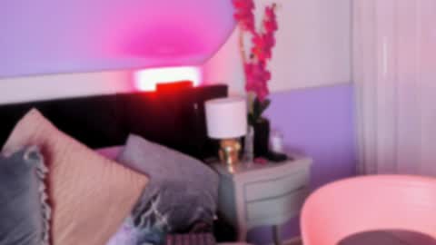 Snapshot of bby_izzy chatting on May 11, 2026, 4:04 pm Bby online show from May 11, 2026, 4:04 pm