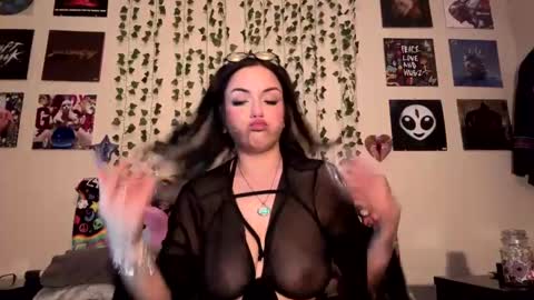 bbyslugggg online show from February 6, 2025, 4:10 am