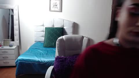 Ela online show from October 8, 2025, 6:00 am