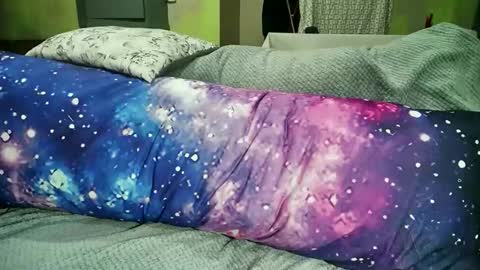 mikiforfun online show from October 27, 2025, 1:53 am