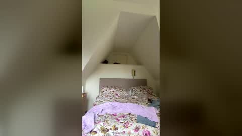 Snapshot of beachlover39 chatting on March 1, 2026, 10:39 am Beachlover39 online show from March 1, 2026, 10:39 am