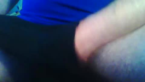 Snapshot of beanwright26 chatting on April 11, 2026, 2:32 pm beanwright26 online show from April 11, 2026, 2:32 pm