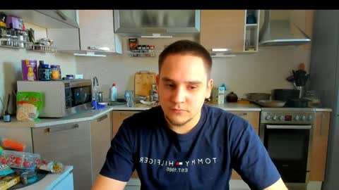 bear_beer130 online show from April 8, 2026, 3:01 pm