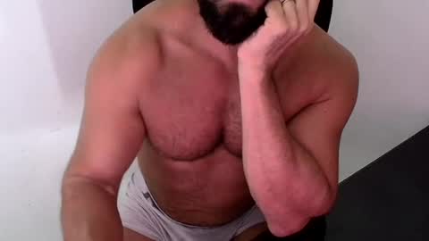Snapshot of beard_top_guy chatting on July 21, 2026, 2:52 pm Beard Guy online show from July 21, 2026, 2:52 pm