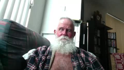 Snapshot of beardbushy chatting on July 16, 2026, 5:30 pm beardbushy online show from July 16, 2026, 5:30 pm