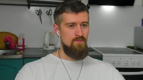 Zeus online show from April 21, 2026, 1:42 am