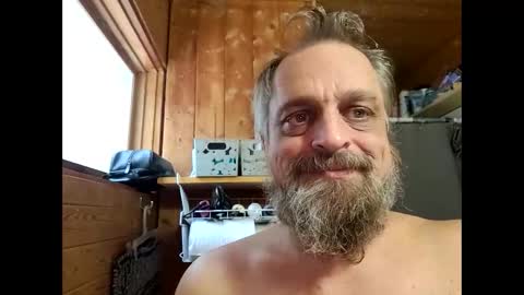 Snapshot of bearded_woodsman chatting on December 20, 2024, 6:45 pm bearded_woodsman online show from December 20, 2024, 6:45 pm