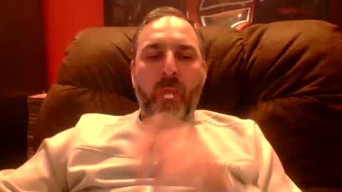 beardedambition online show from April 19, 2026, 8:33 pm