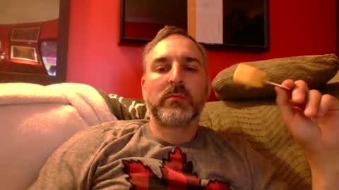 Snapshot of beardedambition chatting on June 12, 2026, 1:26 am beardedambition online show from June 12, 2026, 1:26 am