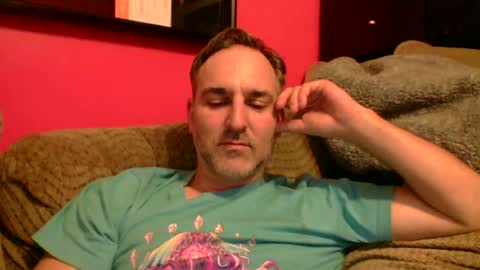 Snapshot of beardedambition chatting on June 27, 2026, 2:38 am beardedambition online show from June 27, 2026, 2:38 am