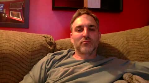 Snapshot of beardedambition chatting on June 29, 2026, 2:40 am beardedambition online show from June 29, 2026, 2:40 am