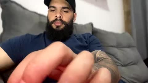 Min online show from October 8, 2025, 6:11 am