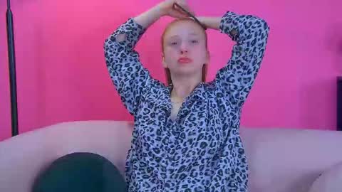 Beatrice online show from November 27, 2025, 6:54 pm