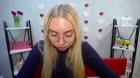 BeatriceFlyy online show from December 14, 2024, 9:29 am