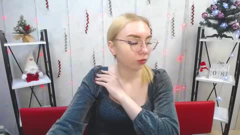 BeatriceFlyy online show from January 8, 2025, 12:15 pm